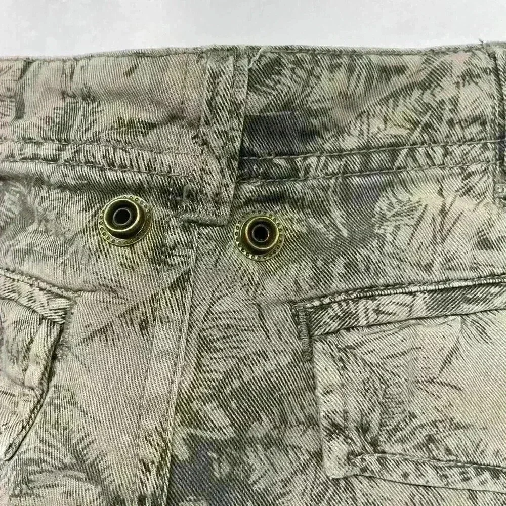 Pam & Gela Tropical Palm Tree Print Shorts Womens‎ Size 0 100% Tencil Soft!